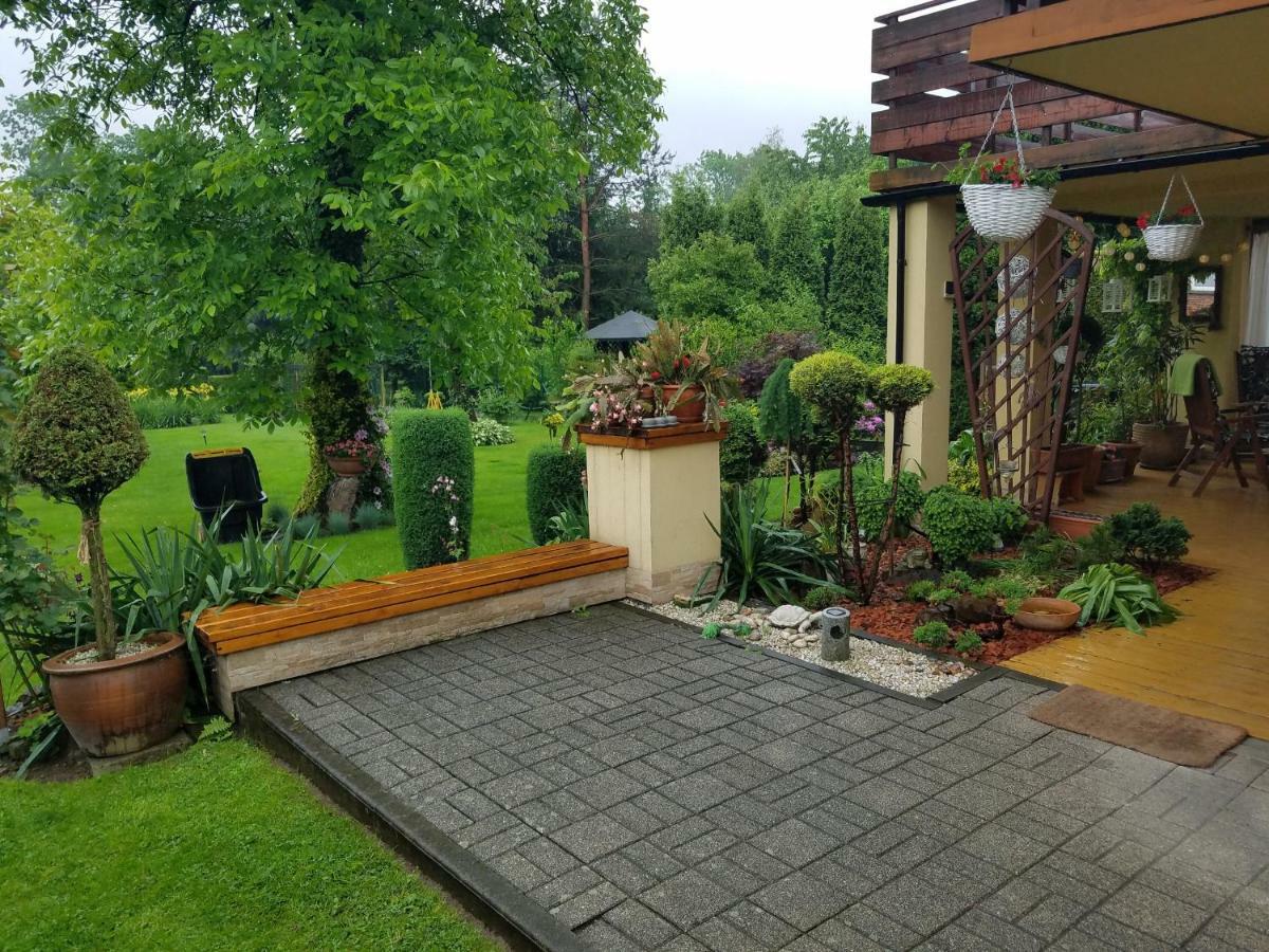 Vila Kwiatowe Zacisze Przeciszow Exteriér fotografie